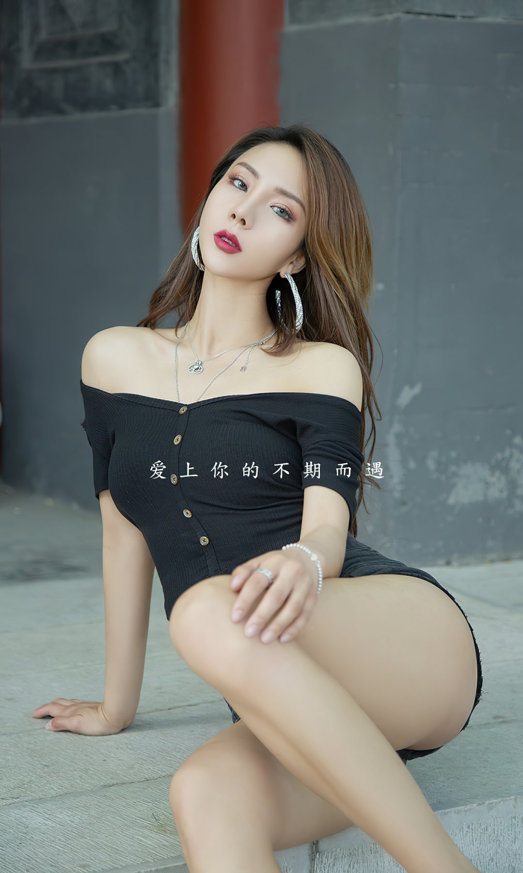 [Ugirls尤果网]爱尤物专辑 2022.08.19 No.2393 Juicy xiaoxiao 不期而遇 